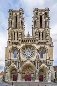 Au temps des cathédrales  L’époque romane - L’époque gothique
