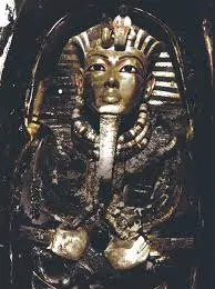 LE ROYAUME DES MOMIES ÉGYPTIENNES-LE SARCOPHAGE SOLITAIRE
