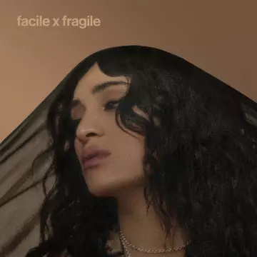 Camélia Jordana - facile x fragile (DeLuxe) [Albums]